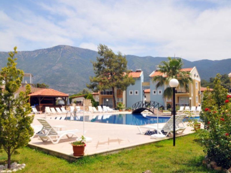 Apartment Deska Hisar Garden