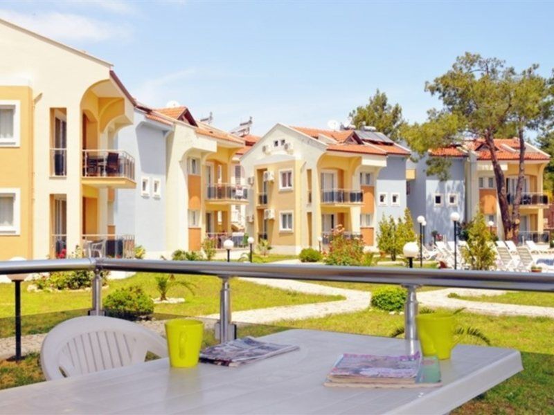 Deska Hisar Garden *