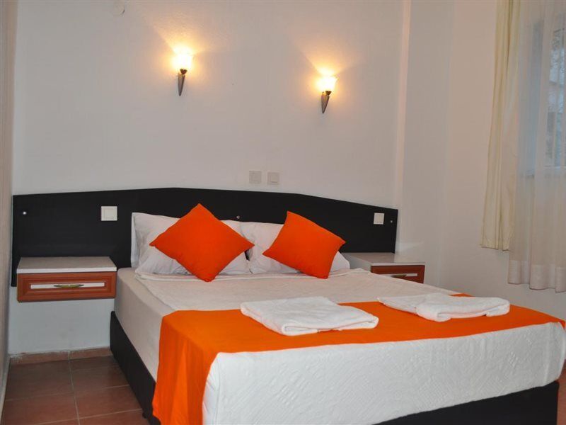 Otel Mese & 2*