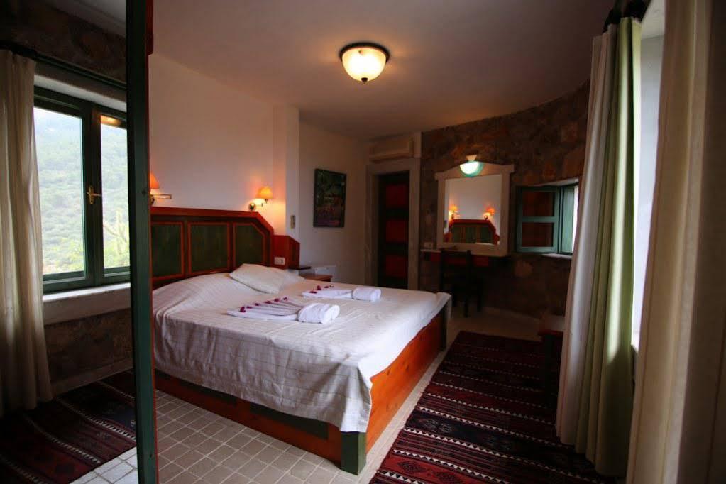 Symbola Hotel 4*