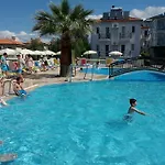Daisy Garden Resort