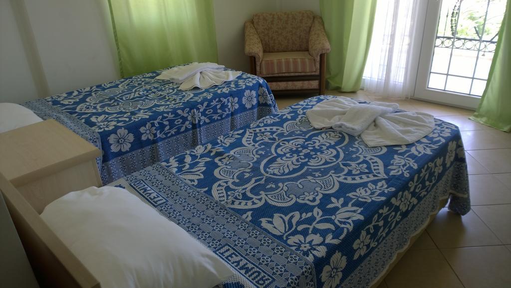 Coral Hotel