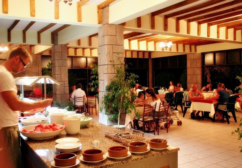 Daisy Garden Hotel