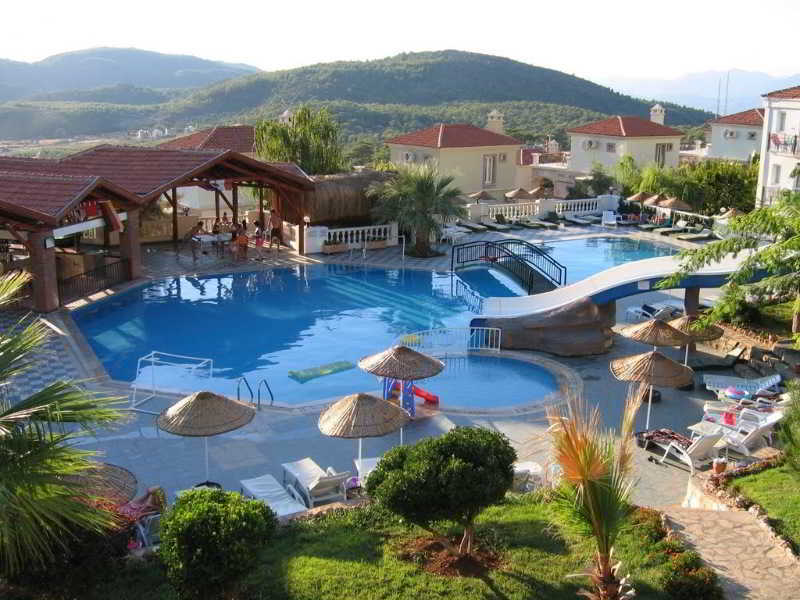 Daisy Garden Hotel