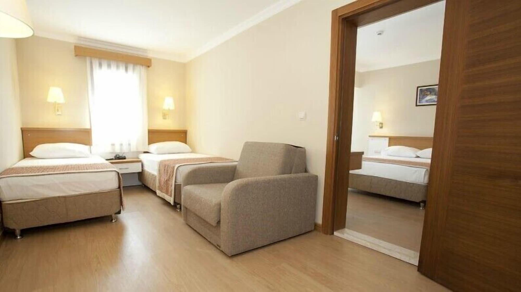 Otel Aes Club 4*