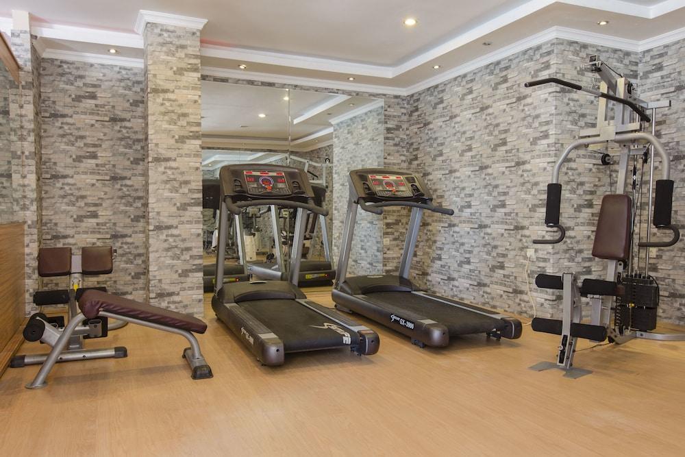 Aes Club Otel