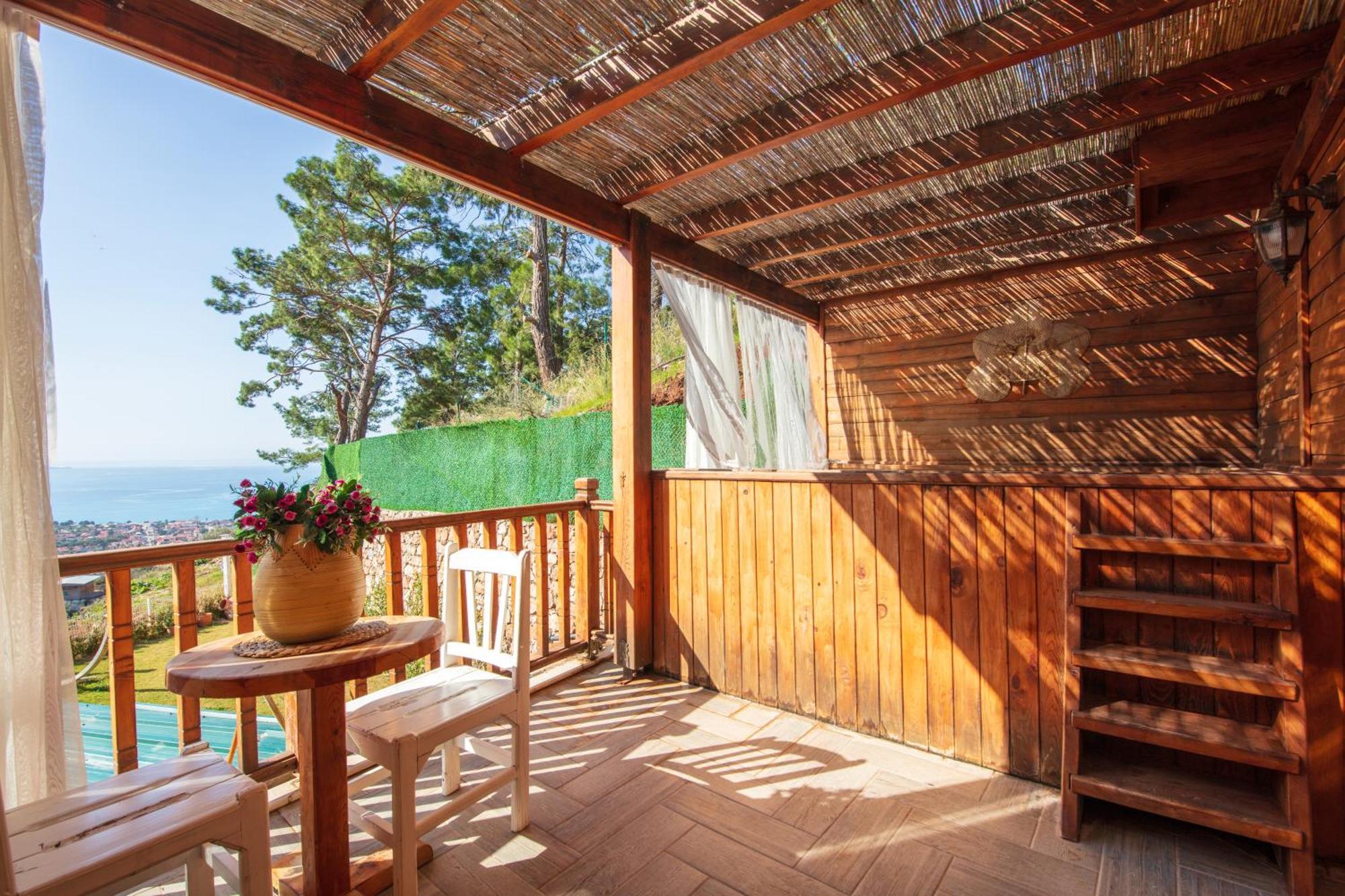 Manzara Non Alcoholic Family Hotel 3*