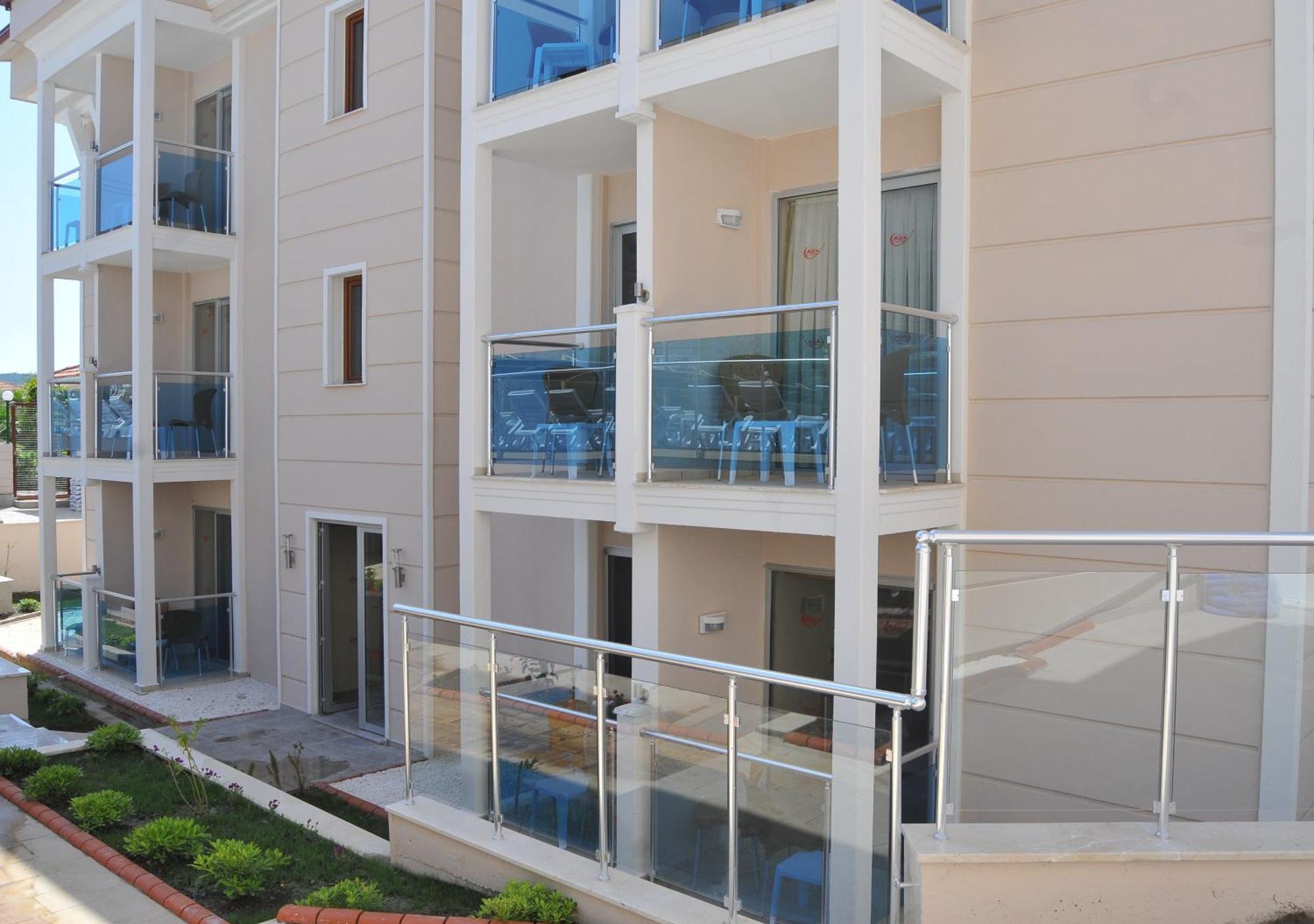Aes Club Otel 4*
