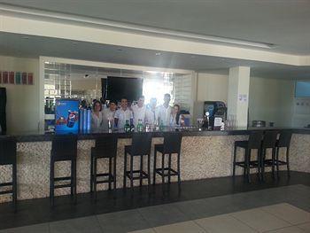 Grove Otel