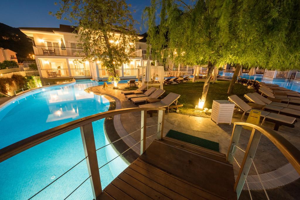 Mozaik Otel 2*