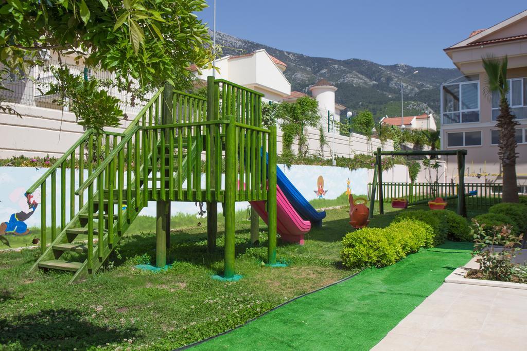 Otel Aes Club 4*
