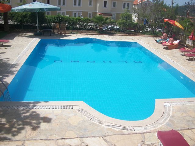 Hotel Garden Of Eden 4*