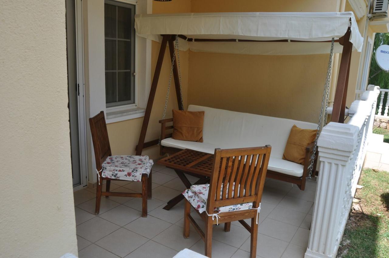 Nicholas Gate Apartment *