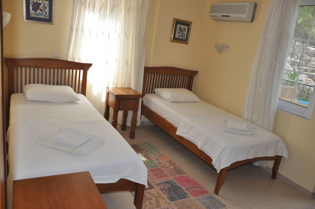 Nicholas Gate Apartment *