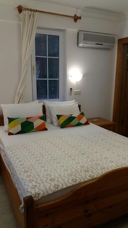 Nicholas Gate Apartment *
