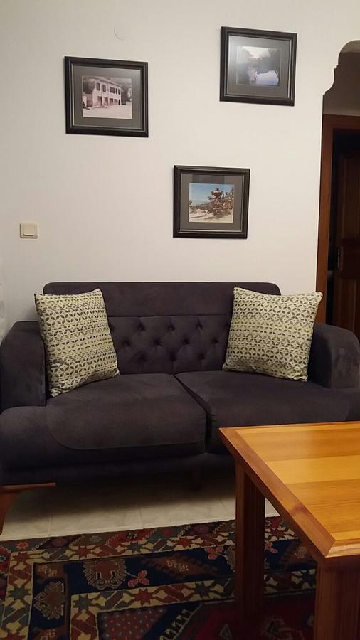 Nicholas Gate Apartment *