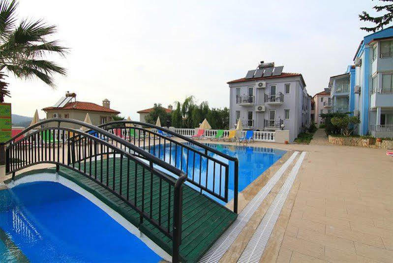 Daisy Garden Hotel