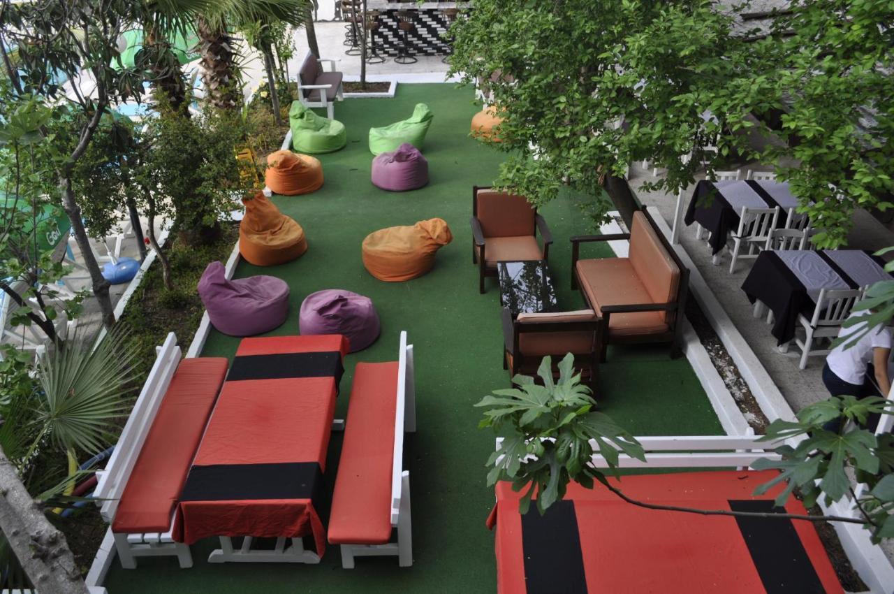 New St. Nicholas Garden Bed & Breakfast *