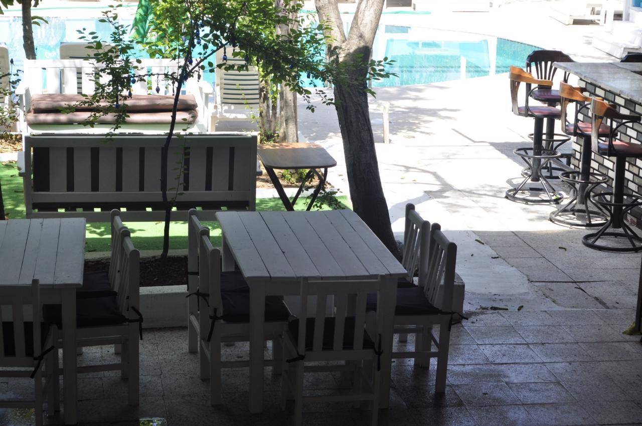 New St. Nicholas Garden Bed & Breakfast *