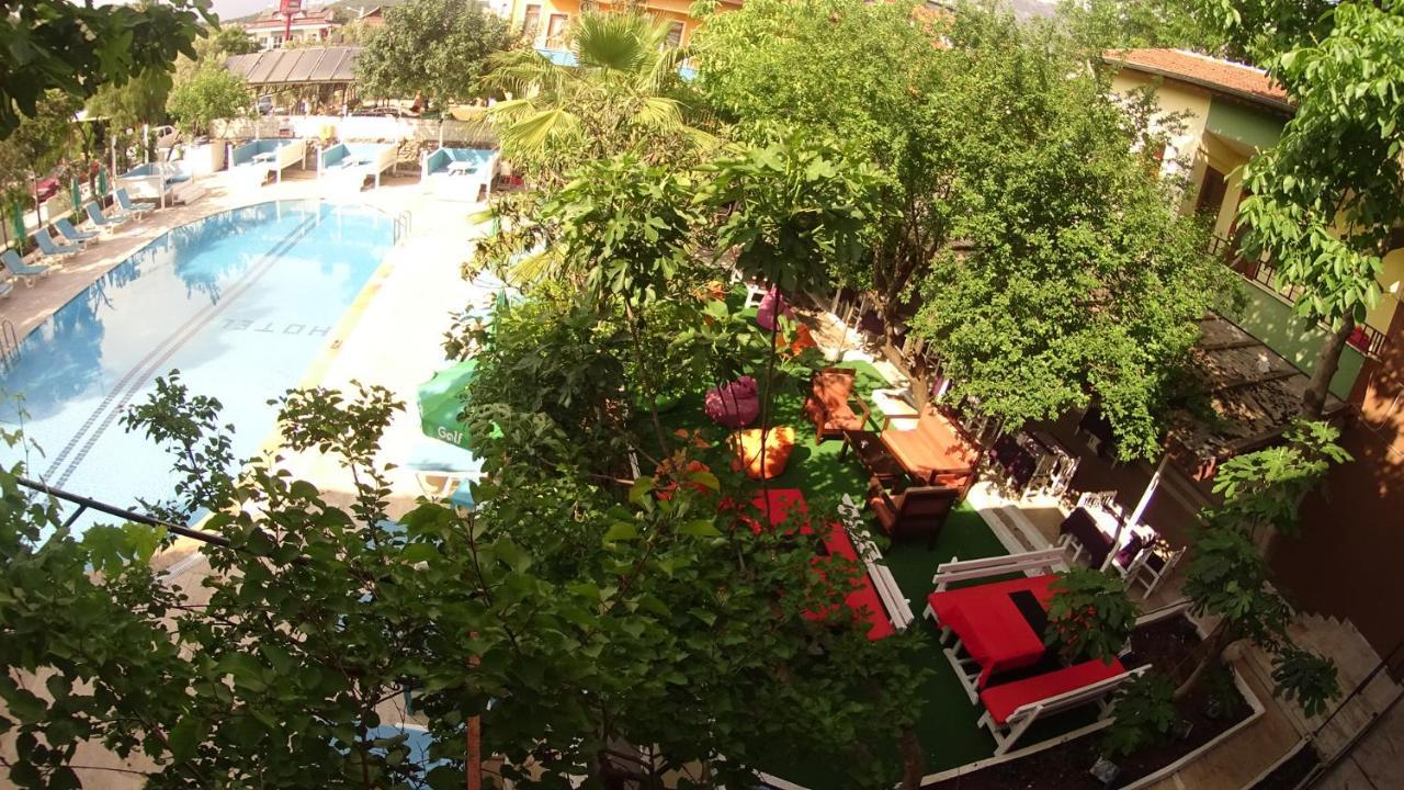 New St. Nicholas Garden