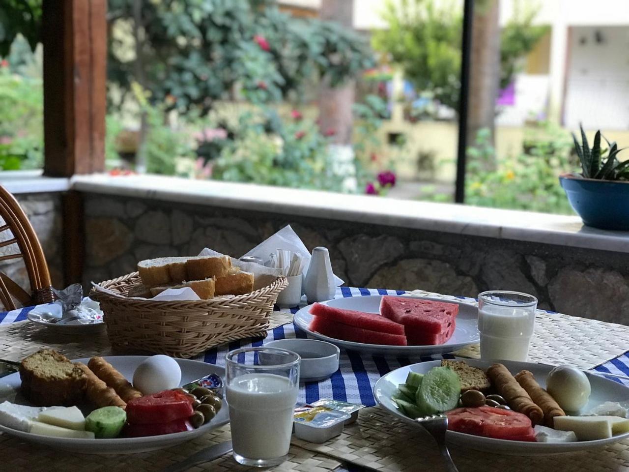 Ilkiz Hotel 2*