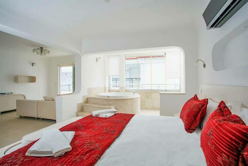 Daisy Garden Hotel 3*