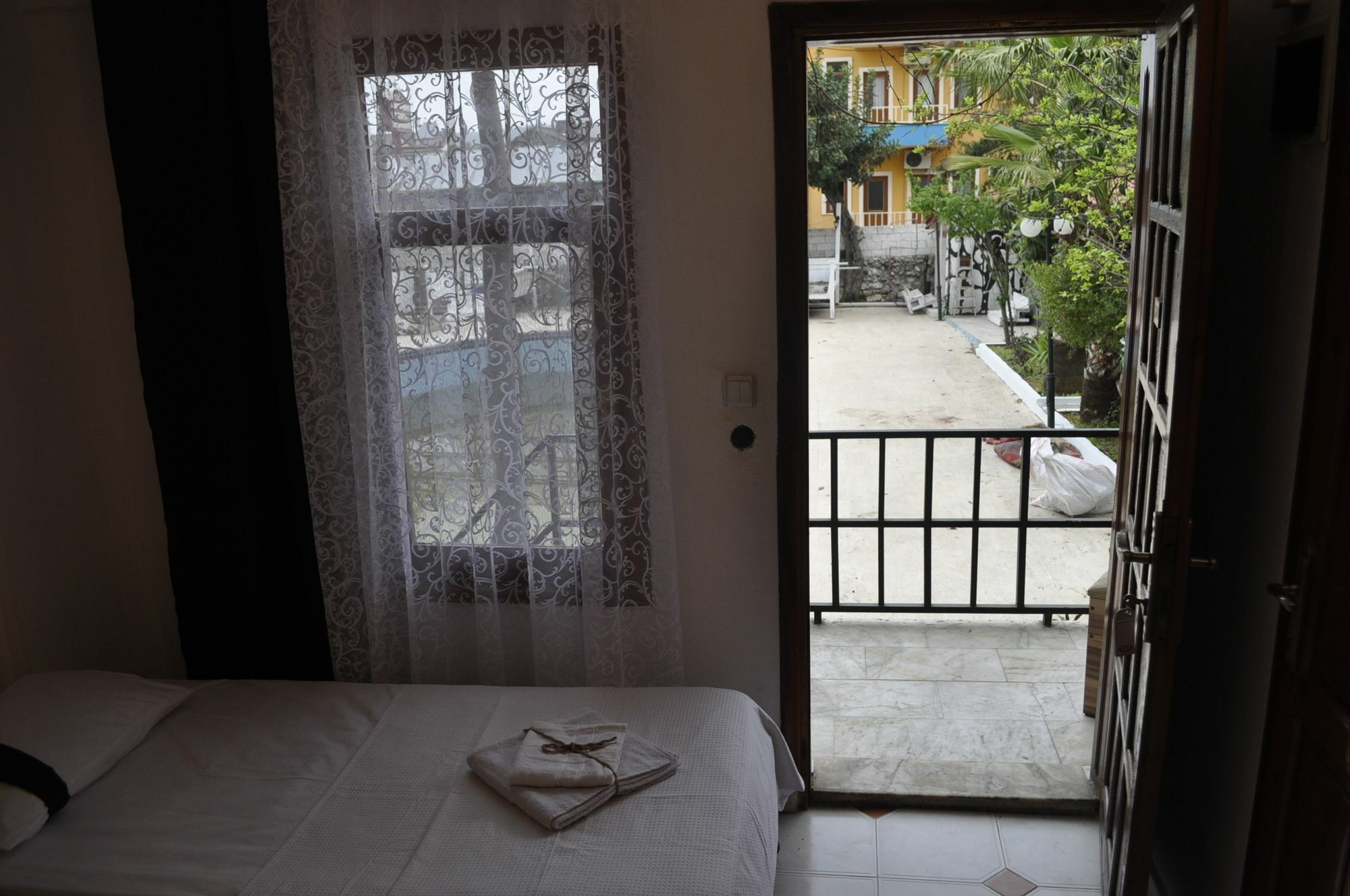 New St. Nicholas Garden Bed & Breakfast
